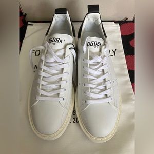 Brand new Golden Goose Starter size 39